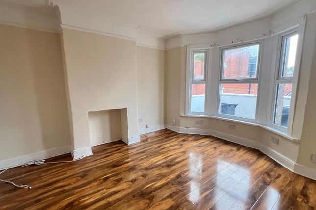 4 Bed Terraced House To Rent Holmesdale Road, London Se25