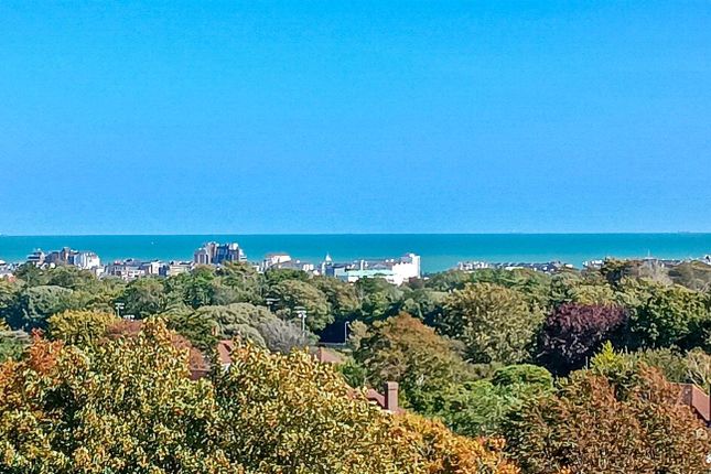 9, Pashley Court, Pashley Road, Eastbourne photo 2