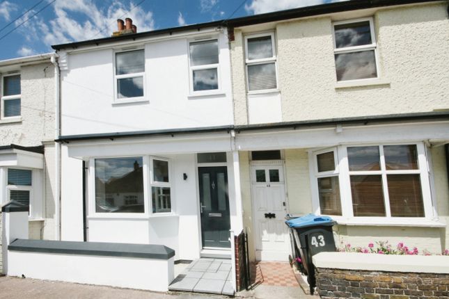 Thumbnail Terraced house for sale in Victoria Avenue, Broadstairs