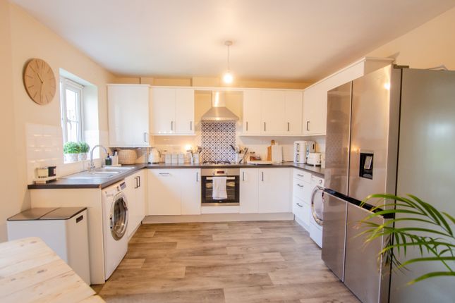 17, Gwithian Road, St. Austell photo 3
