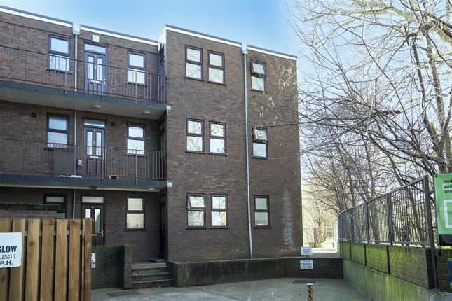 1-bed flat on 3, Millers Mead Court, Colliers Wood, £265,000