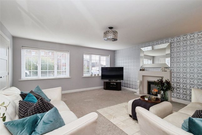 119, Boothdale Drive, Manchester photo 2