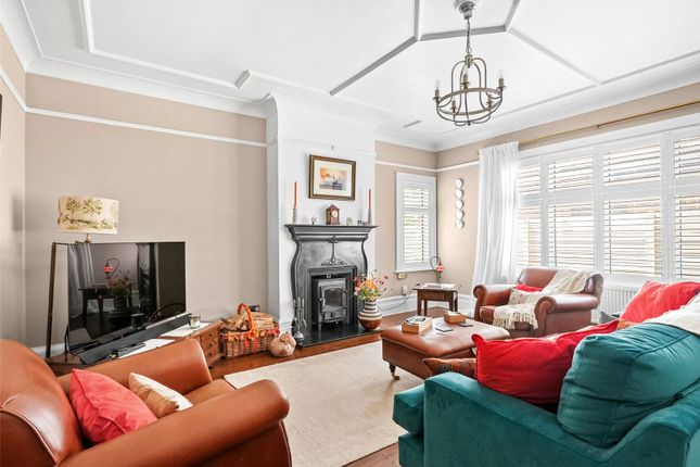 27, Ormond Avenue, Hampton photo 4