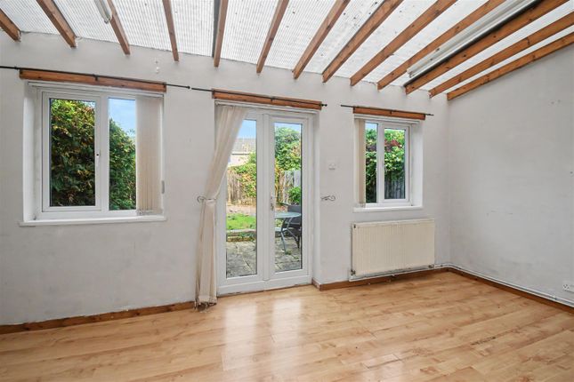 12, Eastbourne Avenue, Corby photo 4