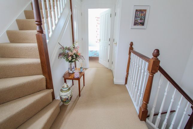 19 Thorne Farm Way, Ottery St Mary photo 4