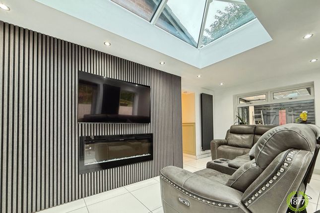 106 Stone Hill Drive, Blackburn photo 4
