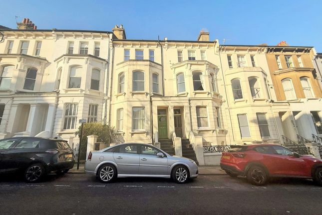 2-bed flat on 14a, Albert Road, Brighton, £250,000