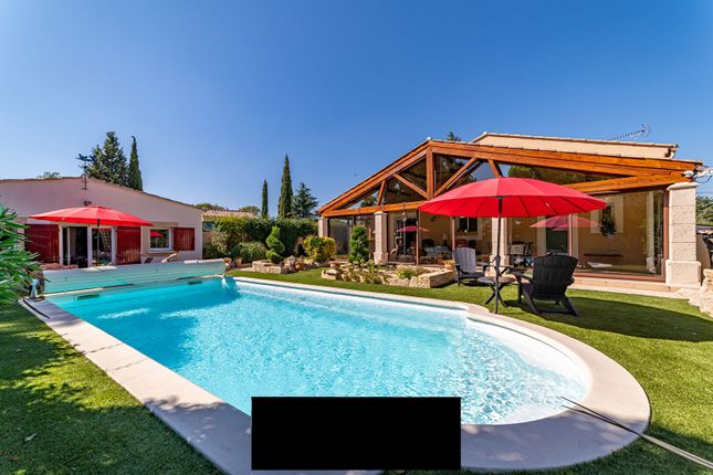 Villa for sale in Garons, Gard Provencal (Uzes, Nimes), Occitanie