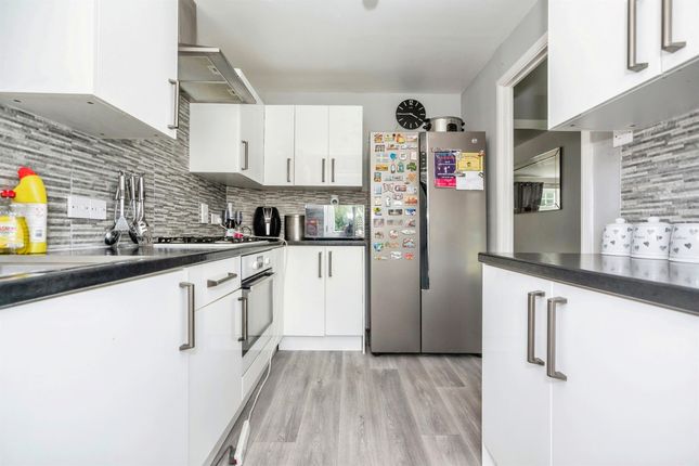 Terraced house for sale in Cole Avenue, Chadwell St. Mary, Grays