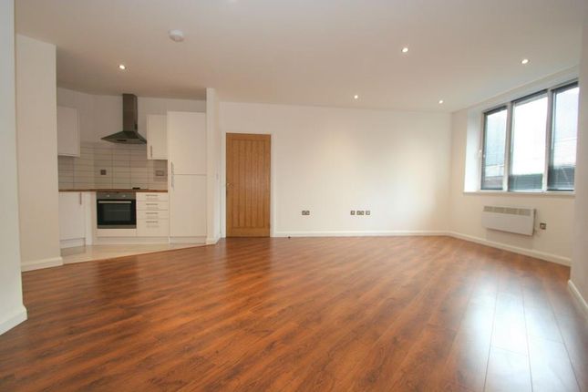 Thumbnail Flat to rent in Threadneedle House, Alcester Street, Redditch