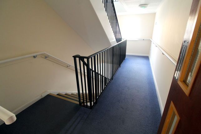 18, Gascoigns Way, Bristol photo 4