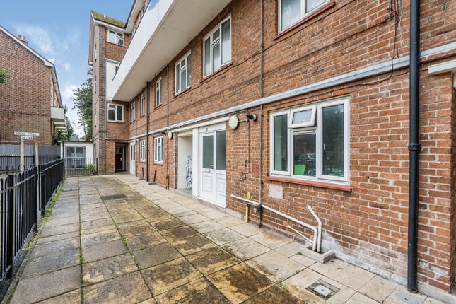 Flat for sale in St. Pauls Road, Southsea, Hampshire