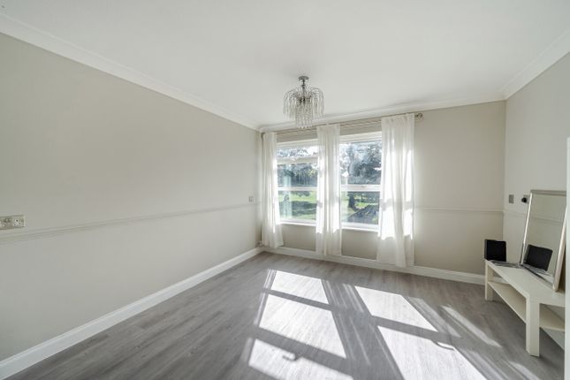 227, Eden Park Avenue, Beckenham photo 3