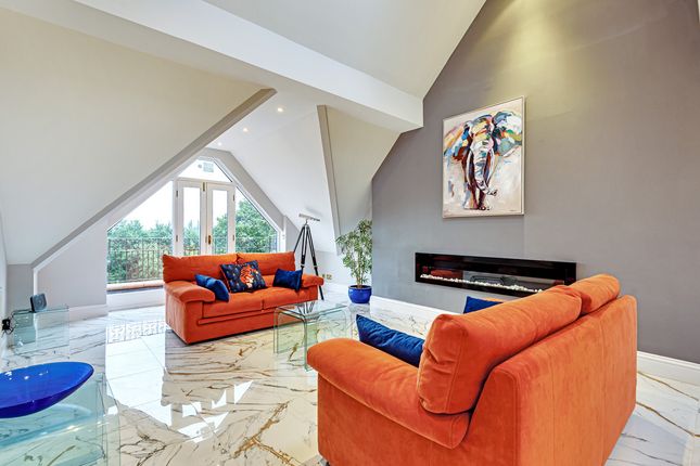 Penthouse for sale in Hawthorn Lane, Wilmslow