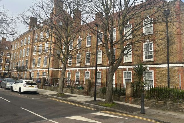 Thumbnail Flat for sale in Blackwood House, London