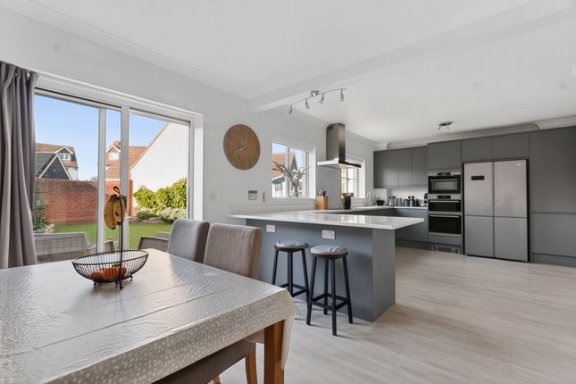 8 Horton Place, Littlehampton photo 2