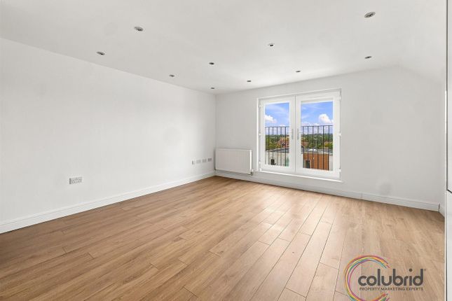 8, Maple Court, 43 King Street, Stanford-le-Hope photo 3