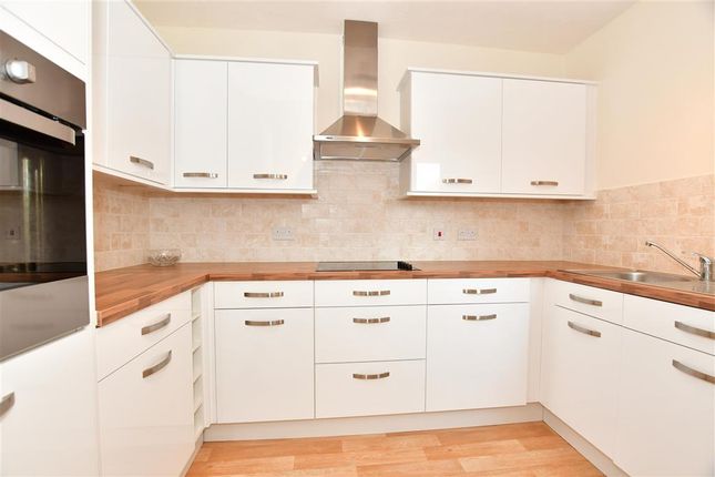 Flat for sale in Broomstick Hall Road, Waltham Abbey, Essex