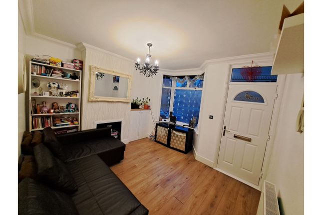 Terraced house for sale in Mill Lane, Grays