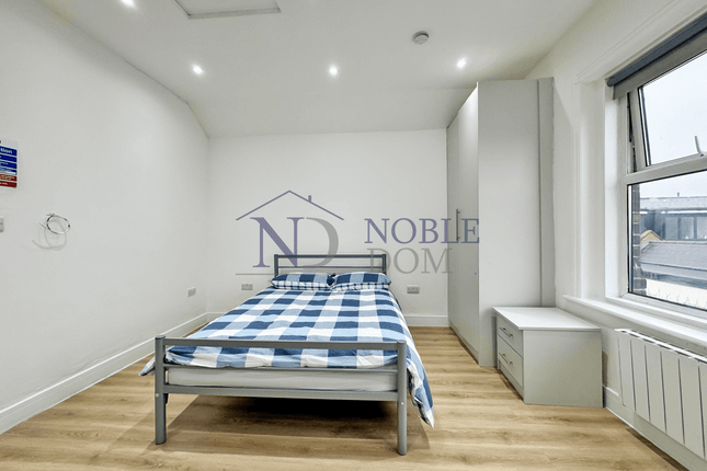 Flat 6, 39C Whitton Road, Hounslow photo 2