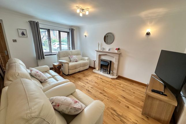 37, Blackfriars Court, Brecon photo 3