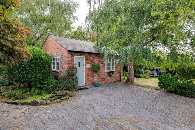 September Cottage, 19 High Street, Northwich photo 4