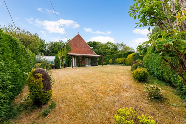 Springfields, Station Road, Great Shefford photo 3