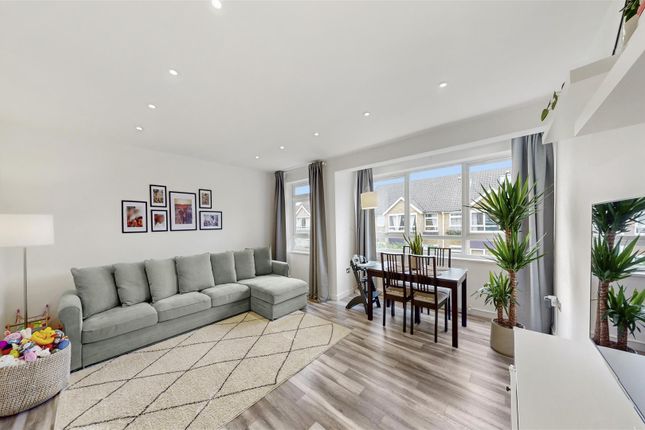 Flat for sale in Gay Close, London