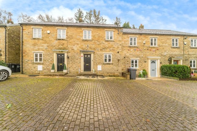 Town house for sale in Eckroyd Close, Nelson