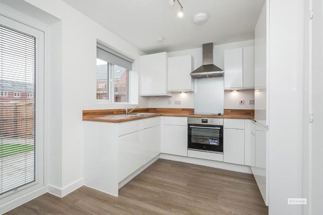 16, Sturgess Lane, Leicester photo 3