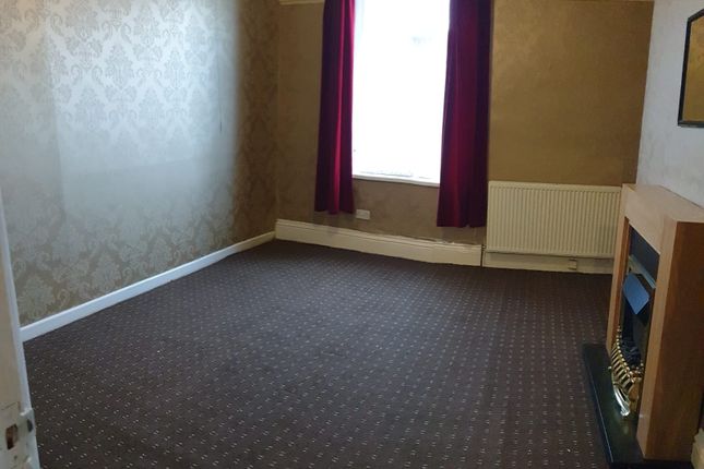 Terraced house to rent in Buxton Street, Bradford 9, West Yorkshire