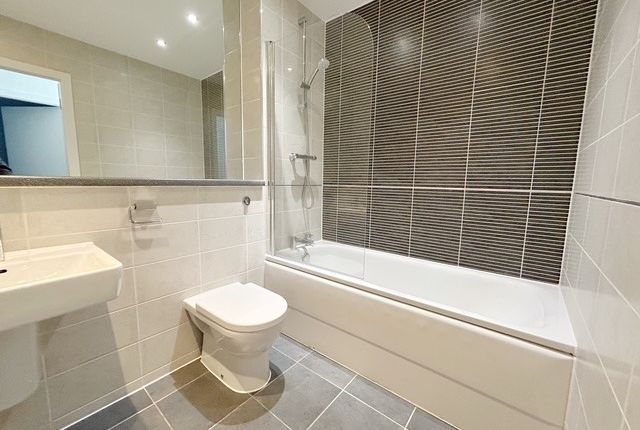 Apartment 34, Keppel Wharf, Rotherham photo 4