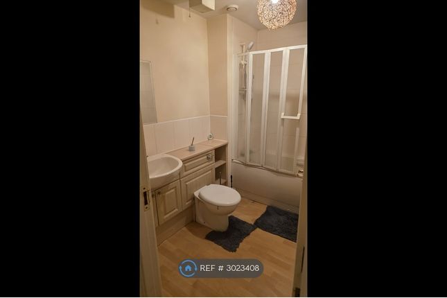 Haymarket Crescent, Eliburn, Livingston photo 3