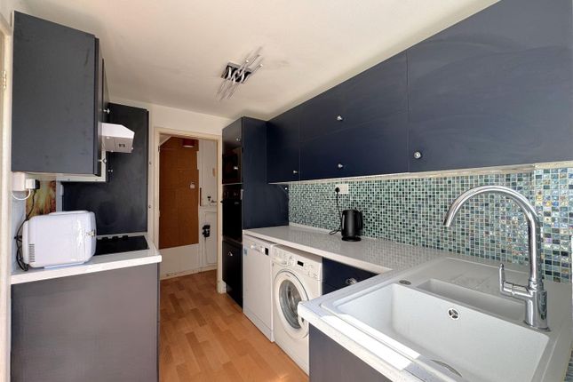 34, Sandpiper Way, Weymouth photo 4