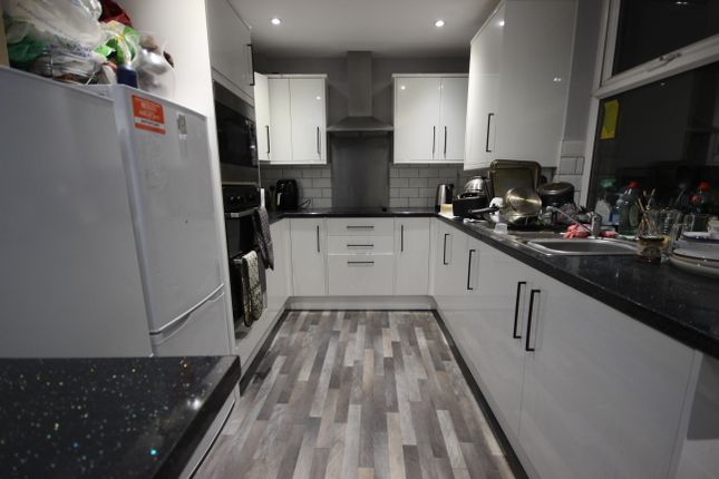 Terraced house to rent in Park Road, Wigan