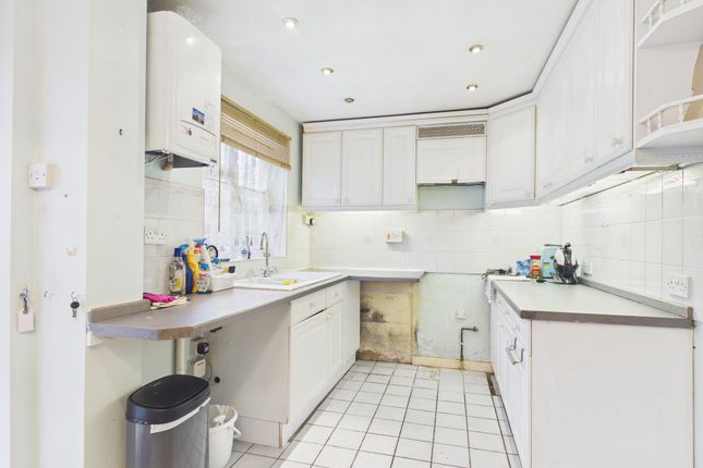 8, Petrel Close, Bridgwater photo 3