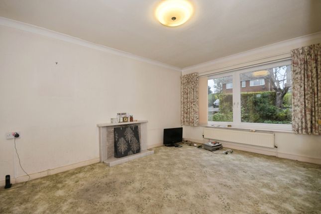6, Norwood Close, Derbyshire photo 2