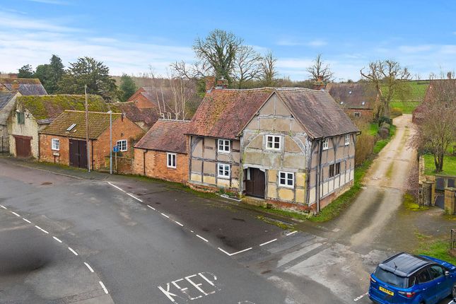 4-bed house on 8, The Square, Southam, £700,000