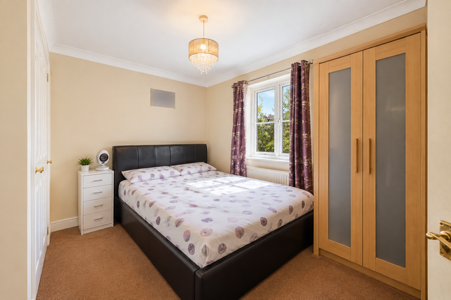 Catherine Place, Harrow photo 4