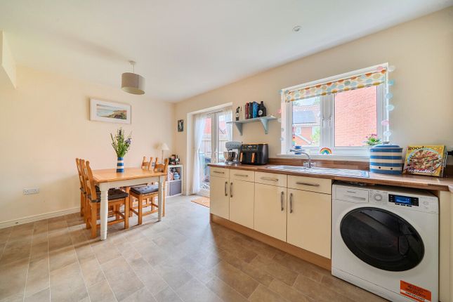 83 Somerville Crescent, Exeter photo 4