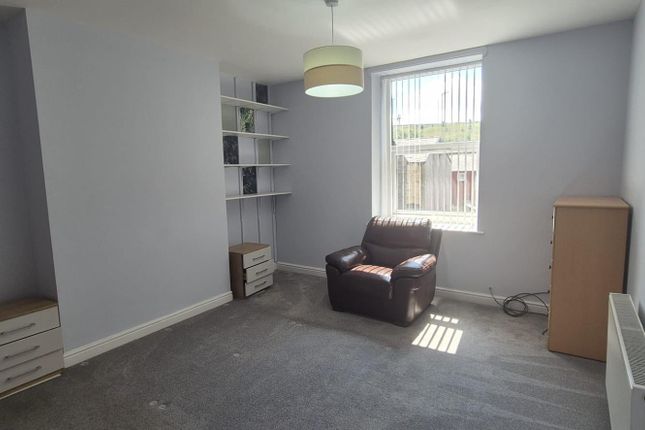 95b, Church Street, Littleborough photo 4