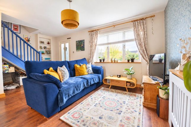 Glebeland Drive, Tewkesbury photo 4