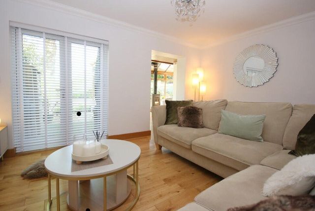 3, The Ostlers, Lymington photo 4