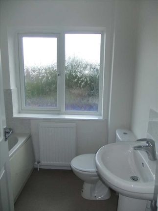 Maisonette to rent in Willoughby Road, Scunthorpe