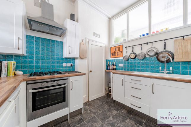 Flat 3, 70 Station Road, Petersfield photo 3