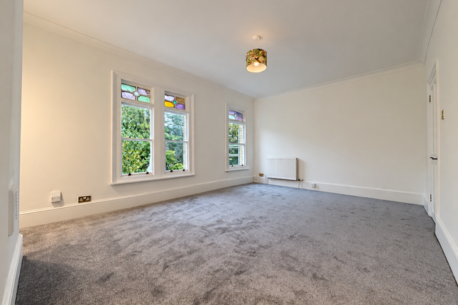 Woodland Terrace, London photo 3