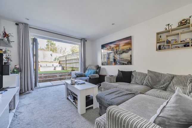 24A,, Holmewood Road, Kent photo 3