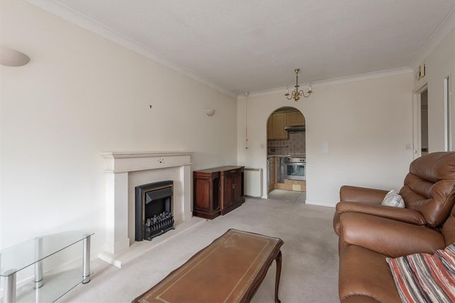 58 Homedell House, Roundwood Lane, Harpenden photo 4