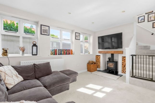 18 Fort End, Aylesbury photo 4