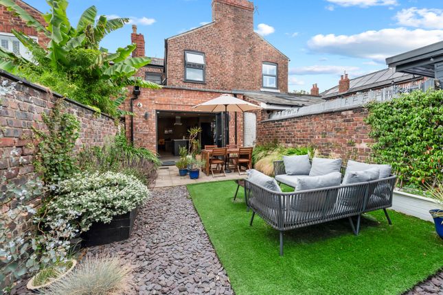 34 Ellesmere Road, Warrington photo 4